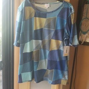 LuLaRoe Gigi Top
